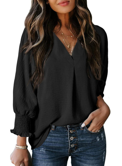 Limited time sale 🔥Womens Casual 3/4 Sleeve V Neck Loose Fit Basic Tees(BUY 3 FREE SHIPPING)