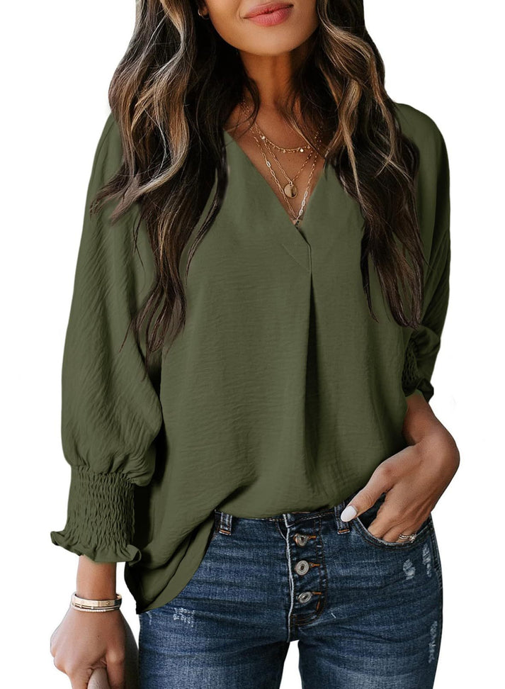 Limited time sale 🔥Womens Casual 3/4 Sleeve V Neck Loose Fit Basic Tees(BUY 3 FREE SHIPPING)