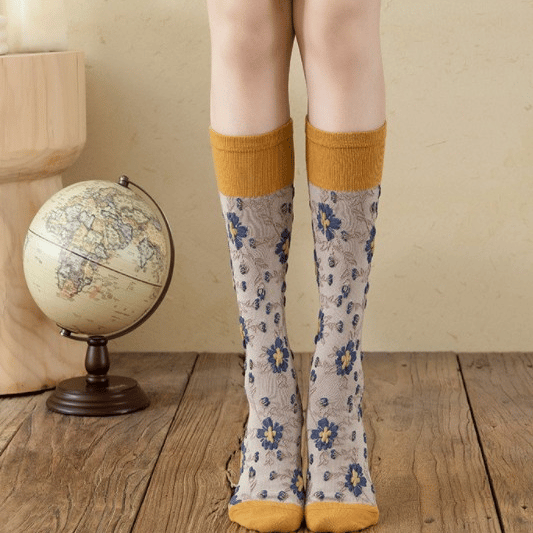 Black Friday Sale 50% de réduction-4 paires de chaussettes longues en coton à fleurs pour femmes