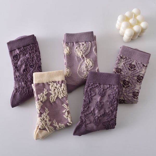 Black Friday Sale 50 % RABATT – 5 Paar violette Baumwollsocken mit Vintage-Blumenmuster für Damen