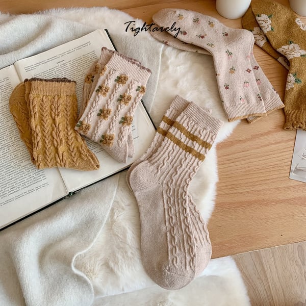 Chaussettes vintage brodées à fleurs pour femmes (🎁Vente du Nouvel An) -K*