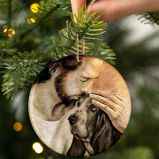 Basset Hound mit Jesus-Porzellan/Keramik-Ornament 