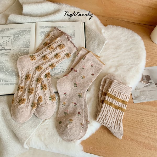 Vintage Embroidered Floral Women Socks(🎁New Year Sale)-K*