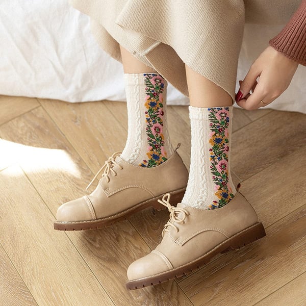 Chaussettes vintage brodées à fleurs pour femmes (🎁Vente du Nouvel An) -A*