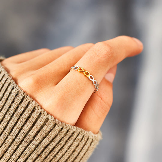 FRIENDS FOREVER INFINITE LOOP RING